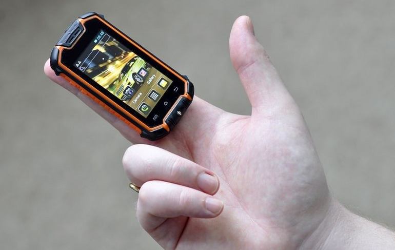 The world’s smallest Android phone: Mini Nano Rugged Mobile Phone